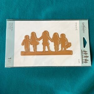 NWT Spellbinders “Away We Go” die set S4-895